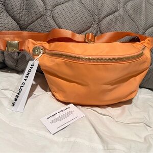 Stoney Clover Jumbo Fanny Pack